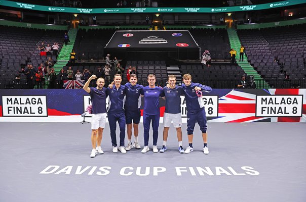 Daniel Evans, Andy Murray, Cameron Norrie, Leon Smith, Neal Skupski and Jack Draper Davis Cup 2023