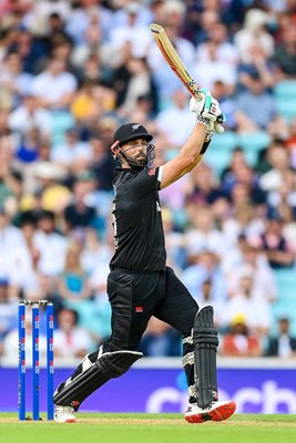 Daryl Mitchell New Zealand bats v England ODI Oval 2023