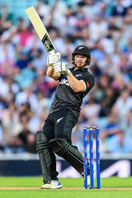 Glenn Phillips New Zealand bats v England ODI Oval 2023