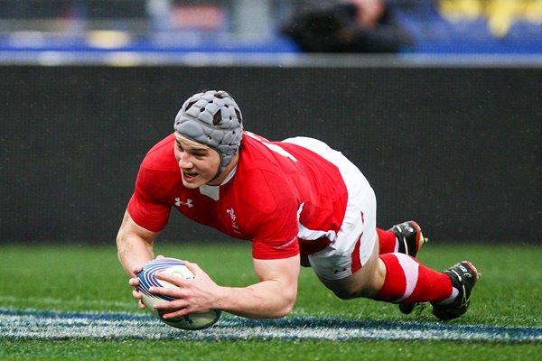 Jonathan Davies scores Wales v Italy Rome 2013