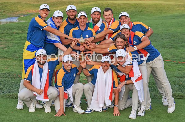 Luke Donald & Team Europe celebrate Ryder Cup Victory 2023