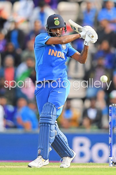 Hardik Pandya India bats v South Africa World Cup Southampton 2019