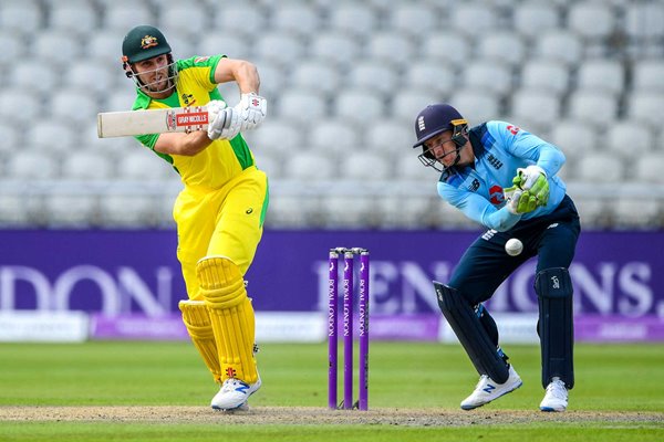 Mitchell Marsh Australia bats v England ODI Old Trafford 2020