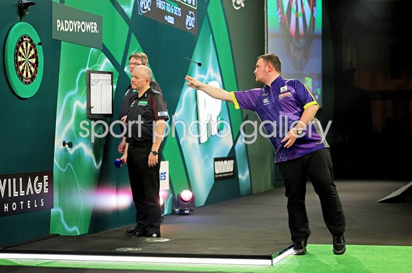 Luke Littler England throws World Darts Alexandra Palace 2024