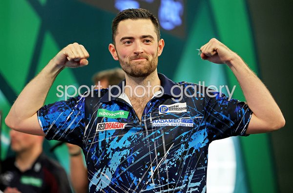 Luke Humphries England celebrates semi final win World Darts 2024