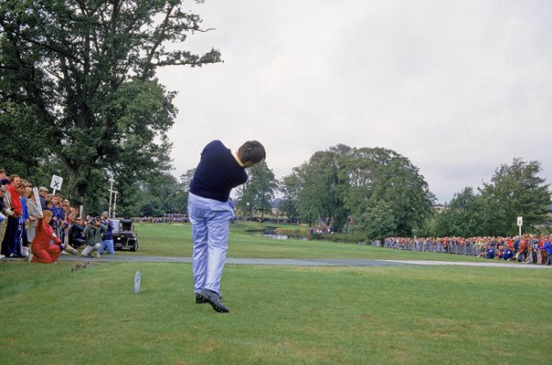 Seve Ballesteros Europe drives 10th Green Ryder Cup Belfry 1985