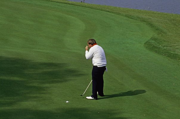 Craig Stadler USA Missed Putt reaction Ryder Cup The Belfry 1985