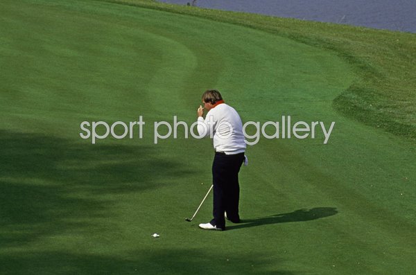 Craig Stadler USA Missed Putt reaction Ryder Cup The Belfry 1985