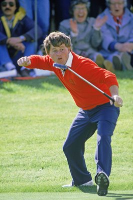 Ian Woosnam Europe celebrates Final Day Singles Ryder Cup The Belfry 1985