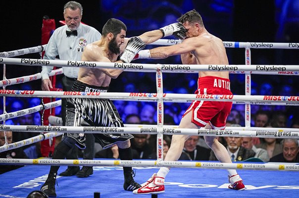 Artur Beterbiev v Callum Smith Light Heavyweight Title Fight Quebec 2024