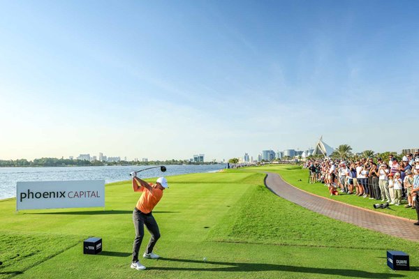 Rory McIlroy Northern Ireland tee shot 18th Dubai Creek 2024