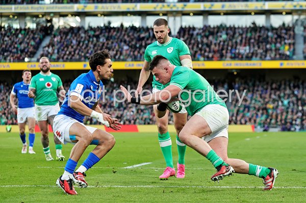 Dan Sheehan Ireland v Ange Capuozzov Italy Aviva Stadium Six Nations 2024