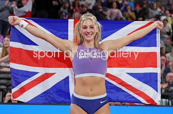 Molly Caudery Great Britain celebrates pole vault World Title Glasgow 2024 