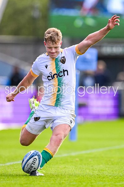 Fin Smith Northampton Saints kicks v Sale Sharks Premiership Rugby 2023