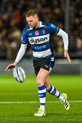 Finn Russell Bath kicks ahead v Gloucester Premiership Rugby Kingsholm 2023