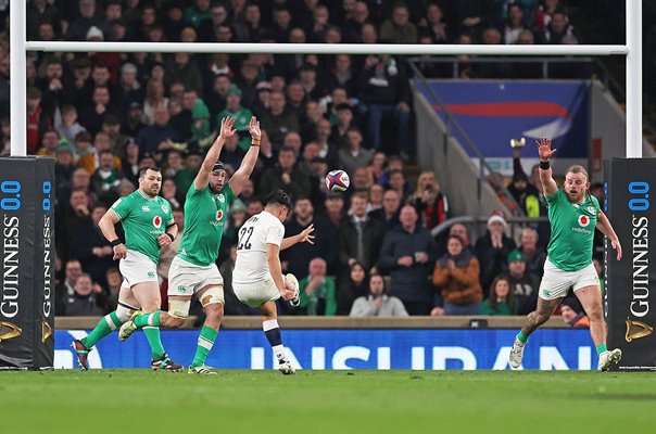 Marcus Smith England kicks winning drop goal v Ireland Six Nations Twickenham 2024