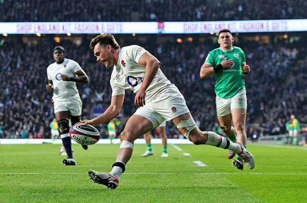 George Furbank England scores try v Ireland Six Nations Twickenham 2024