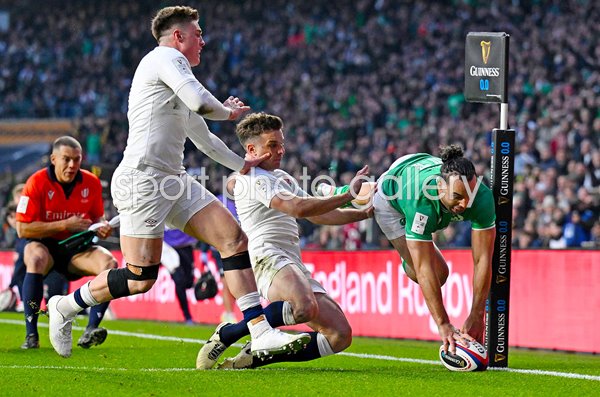 James Lowe Ireland scores v England Six Nations Twickenham 2024