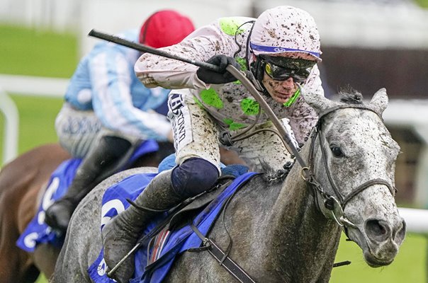 Paul Townend riding Lossiemouth win Mares Hurdle Cheltenham 2024