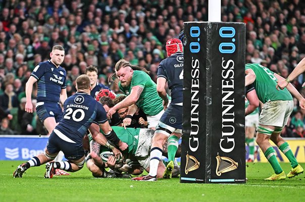 Andrew Porter Ireland scores match winning try v Scotland Dublin Six Nations 2024