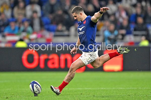 Thomas Ramos France kicks winning penalty v England Lyon Six Nations 2024