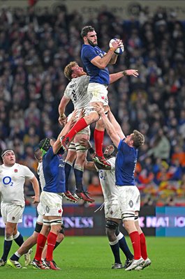 Charles Ollivon France lineout win v Ollie Chessum England Lyon Six Nations 2024