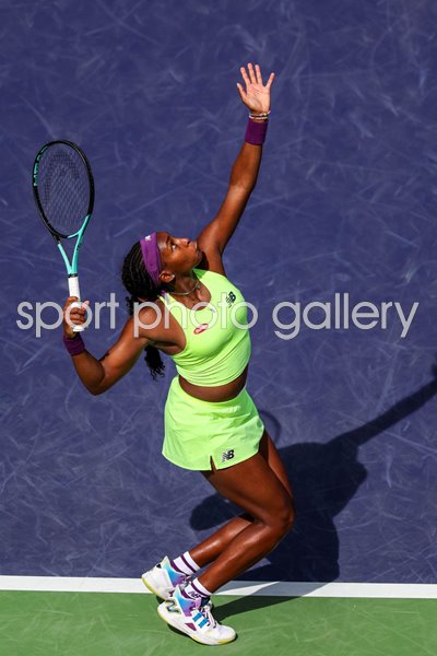 Coco Gauff USA serves BNP Paribas Open Indian Wells 2024
