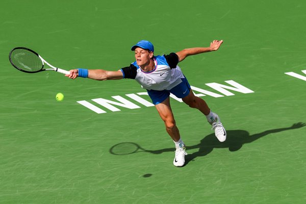 Jannik Sinner Italy stretch forehand BNP Paribas Open Indian Wells 2024