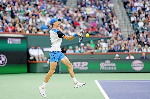 Jannik Sinner Italy forehand v Carlos Alcaraz Indian Wells 2024 