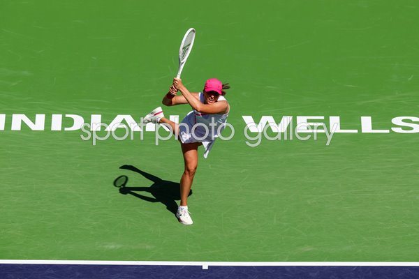 Iga Swiatek Poland backhand Indian Wells 2024