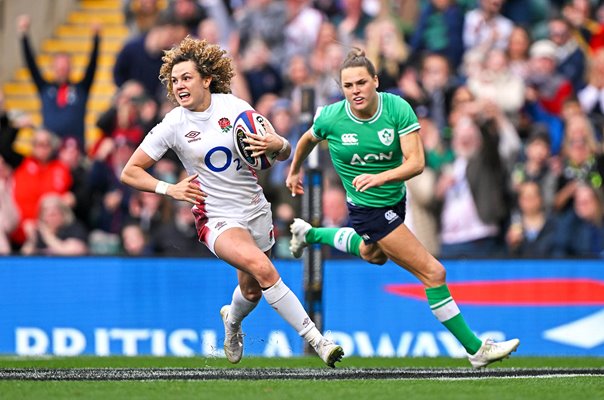 Ellie Kildunne England scores v Ireland Women's Six Nations 2024