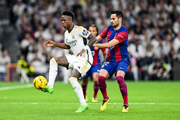 Vinicius Junior Real Madrid v Ilkay Guendogan Barcelona La Liga Estadio Santiago Bernabeu 2024