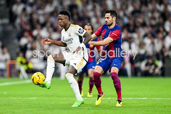 Vinicius Junior Real Madrid v Ilkay Guendogan Barcelona La Liga Estadio Santiago Bernabeu 2024