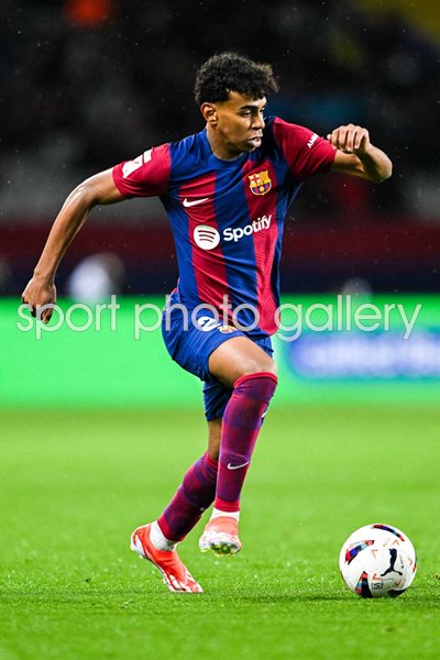 Lamine Yamal Barcelona v Las Palmas La Liga Estadi Olimpic Lluis Companys 2024