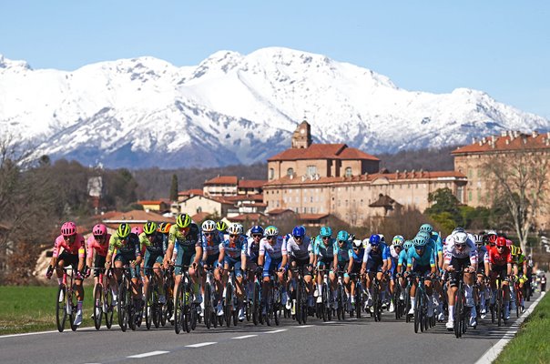 Peloton passes Aglie Village Milano-Torino 2024
