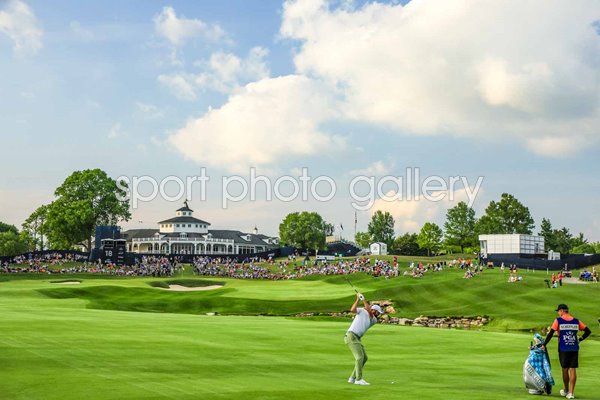 Scottie Scheffler USA 18th hole Valhalla Golf Club USPGA Championship 2024