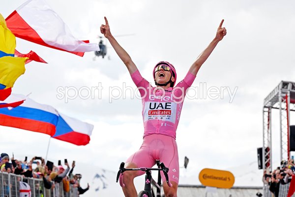 Tadej Pogacar Slovenia wins Stage 15 Manerba del Garda Gito 2024
