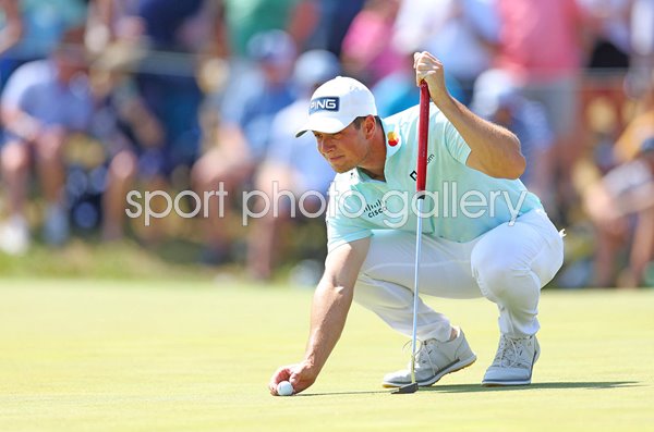 Viktor Hovland Norway lines up a putt USPGA Valhalla Louisville Kentucky 2024