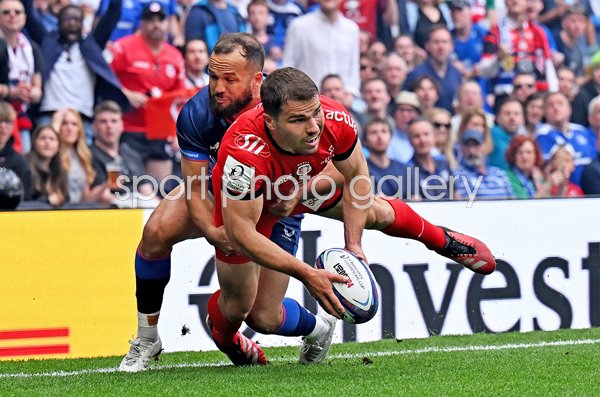 Antoine Dupont Toulouse v Jamison Gibson-Park Leinster Champions Cup Final 2024