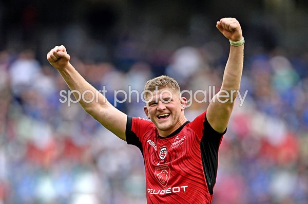 Jack Willis Toulouse celebrates Champions Cup Final win 2024