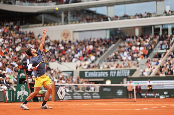 Carlos Alcaraz Spain serves v Felix Auger-Aliassime French Open Paris 2024