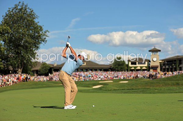 Scottie Scheffler USA 18th fairway final round The Memorial Tournament 2024