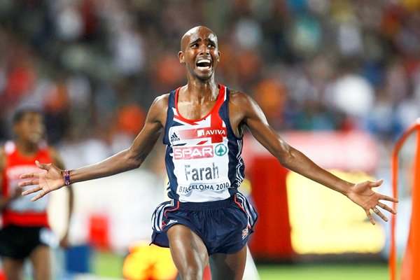 Mo Farah wins the 5000m men gold