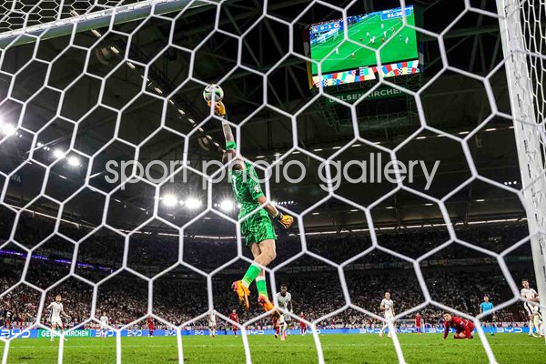 Jordan Pickford England save v Serbia Sequence 1 of 3 Gelsenkirchen EURO 2024