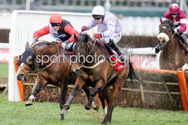 Paul Carberry & Solwit win World Hurdle Cheltenham 2013
