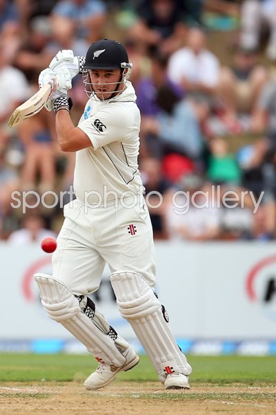 Hamish Rutherford New Zealand v England Wellington 2013