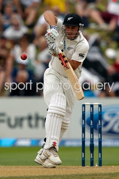 Hamish Rutherford New Zealand v England Wellington 2013