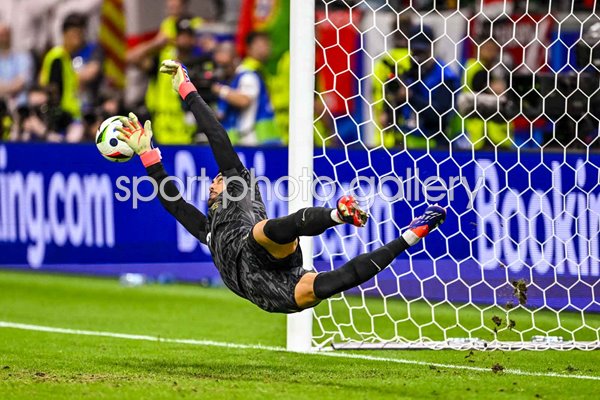 Diogo Costa Portugal penalty save v Slovenia Last 16 Frankfurt EURO 2024