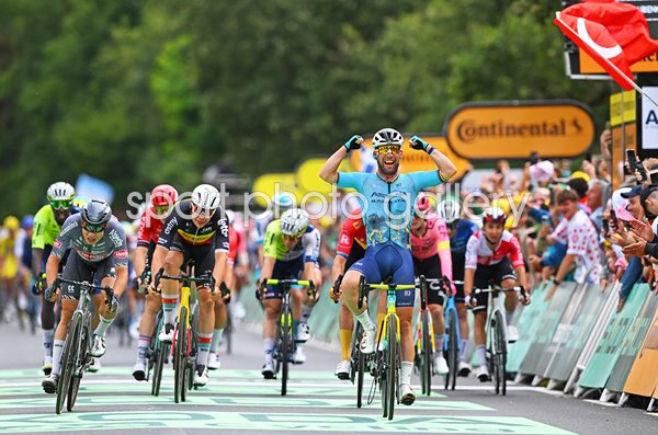 Mark Cavendish Great Britain finish line Tour Stage record #35 Tour de France 2024