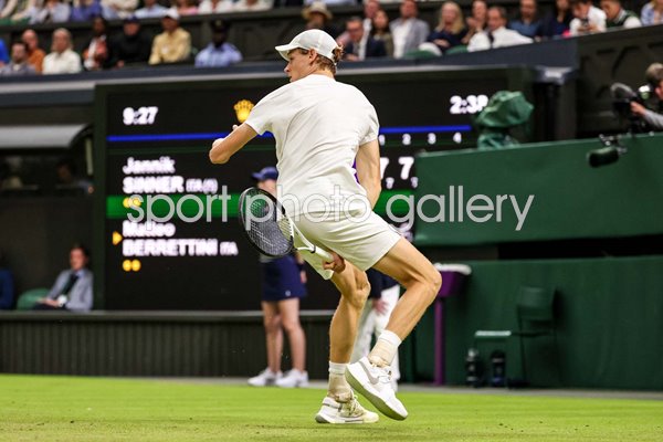 Jannik Sinner Italy trick shot v Matteo Berrettini Wimbledon 2024